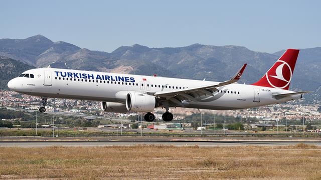 TC-LSM:Airbus A321:Turkish Airlines